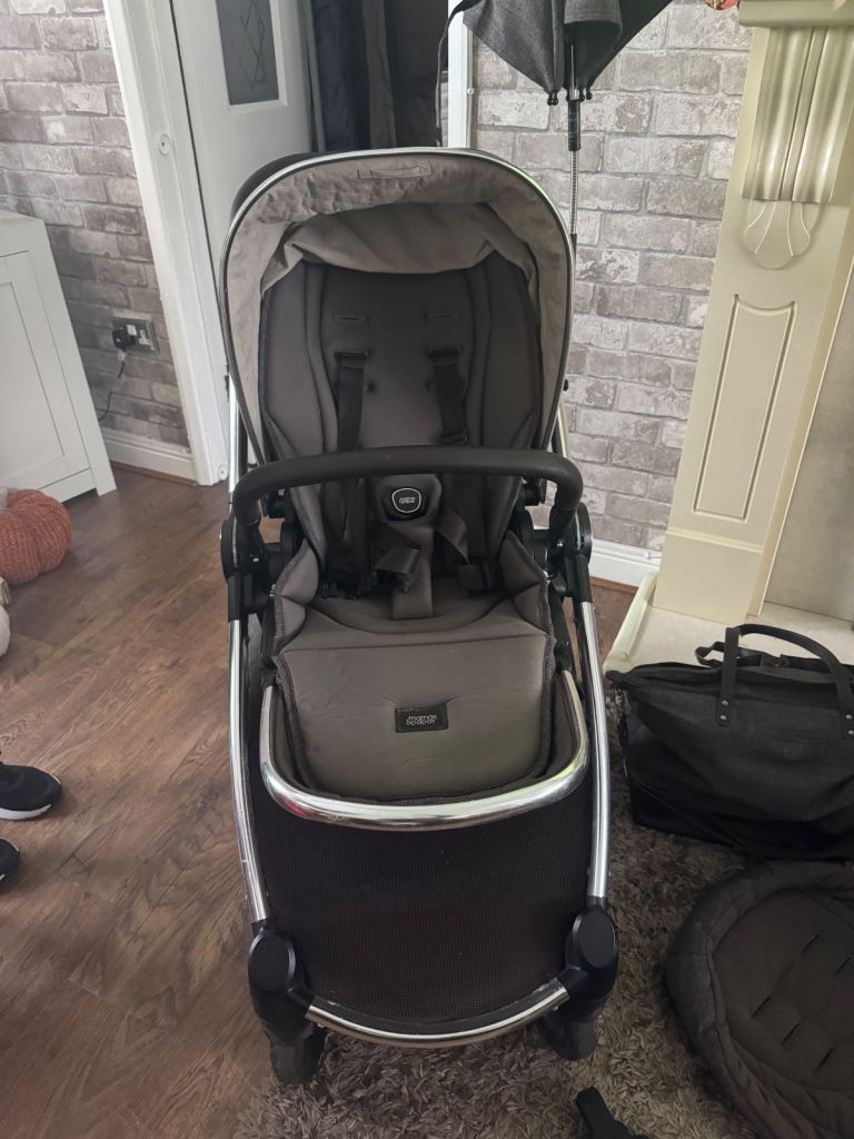 Mamas and papas pram 