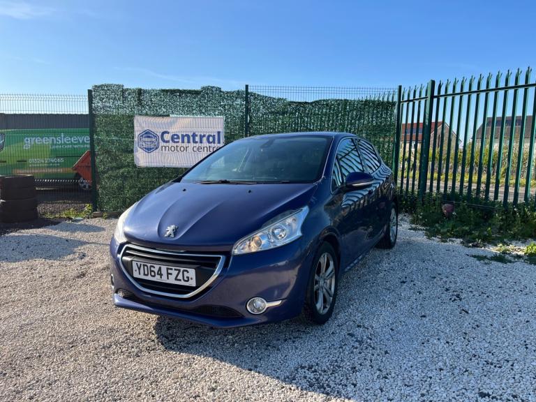2014 Peugeot 208 1.2 VTi Allure 5dr HATCHBACK Petrol Manual