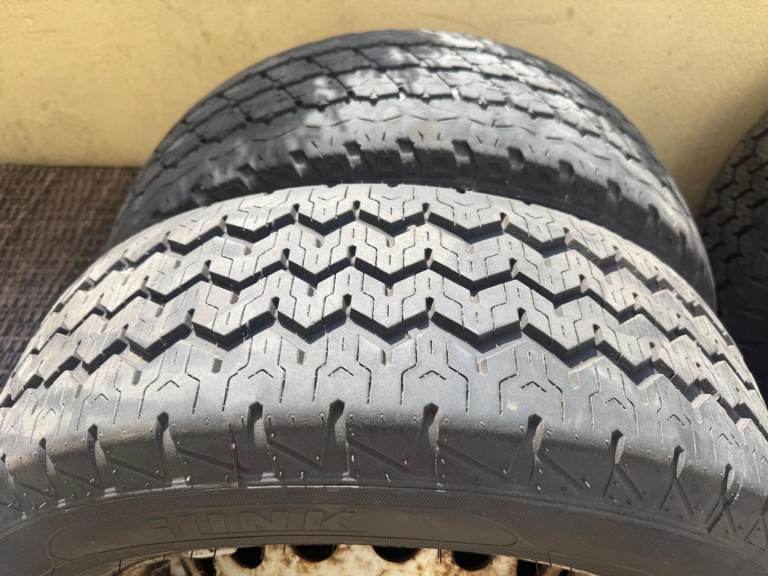 Van Tyres