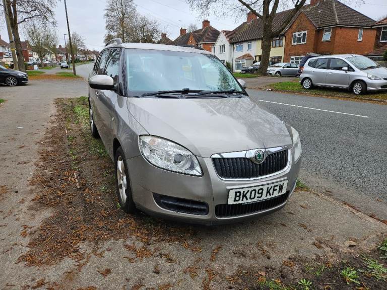 Skoda Fabia 1.6Cc Semi Automatic