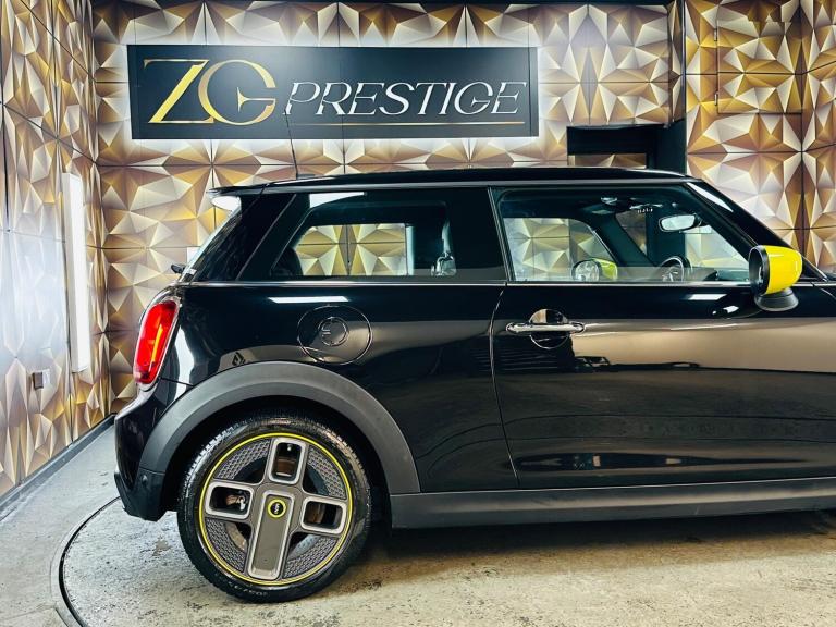 2020 MINI Electric Hatch Cooper SE 32.6kWh Level 2 Auto 3dr HATCHBACK Electric Automatic