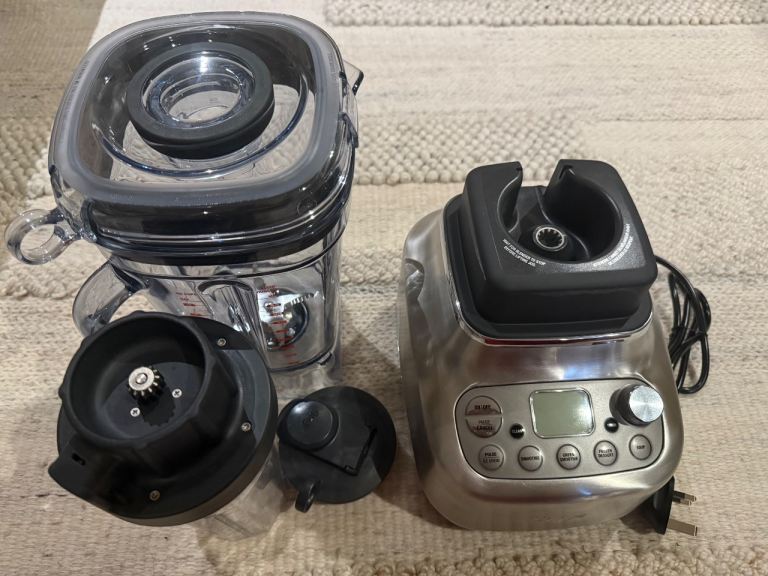 Sage Super Q Blender - Like New Full Set with jug and cup