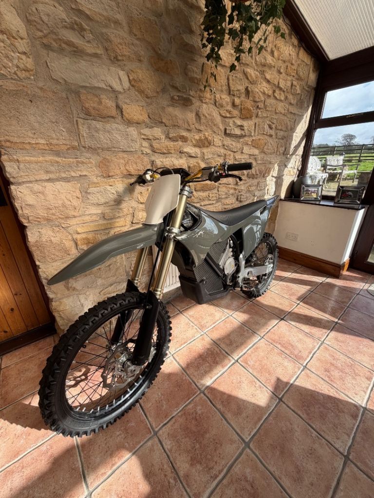 STARK VARG MX ELECTRIC MOTOCROSS 80HP Alpha 2nd generation
