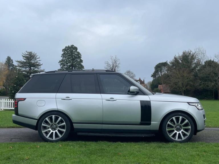 2015 Land Rover Range Rover 3.0 TDV6 Vogue 4dr Auto ESTATE DIESEL Automatic