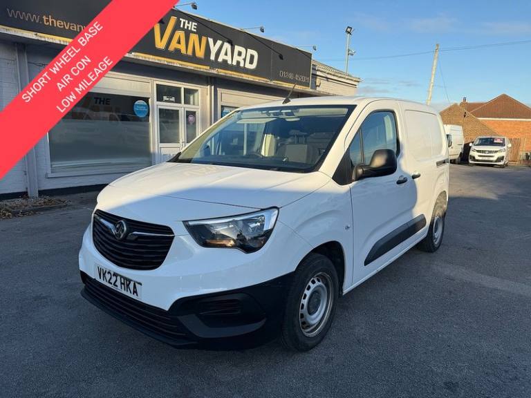 2022 Vauxhall Combo 2000 1.5 Turbo D 100ps H1 Dynamic Van [6 Speed] PANEL VAN DIESEL Manual