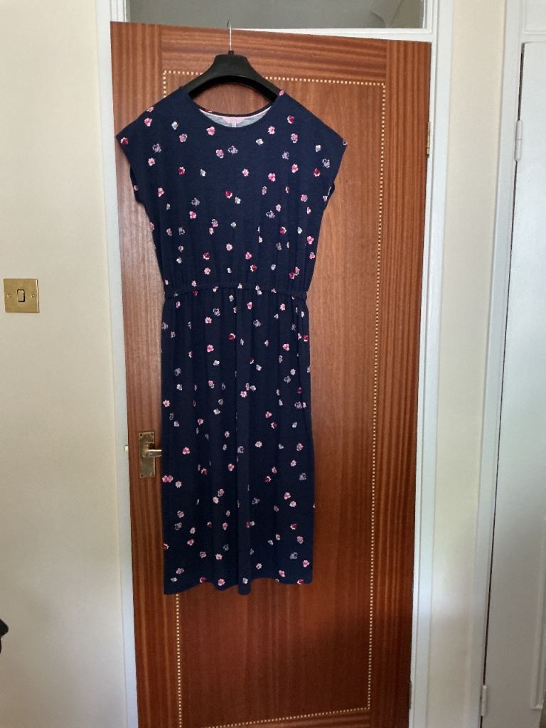 Navy Floral Summer Dress – Good Condition