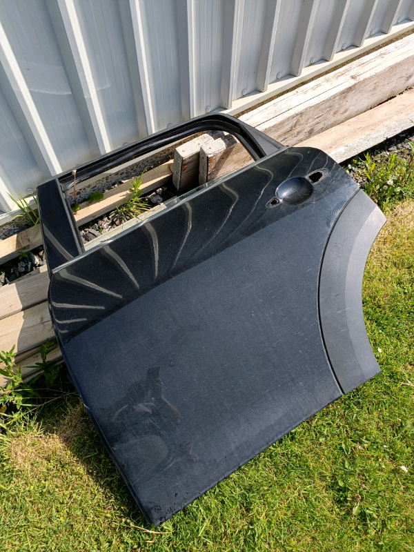 Mini Countryman R60 Front and rear door in black B11