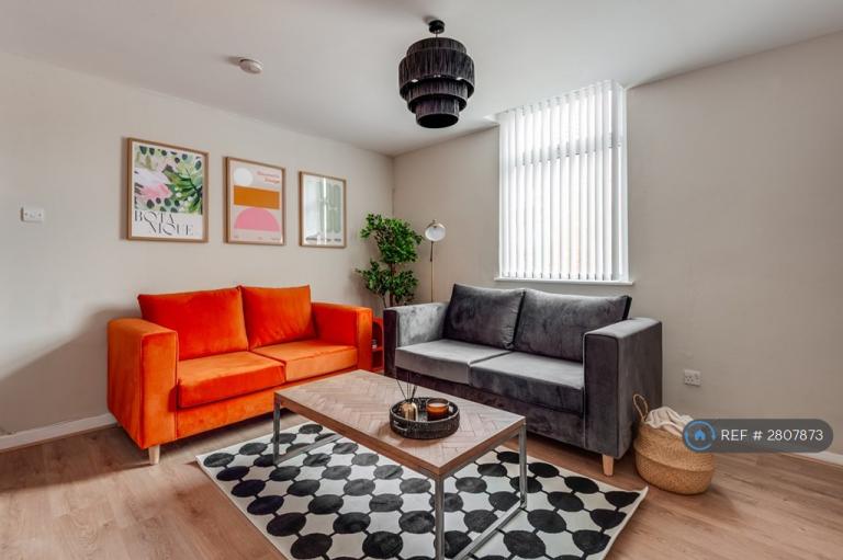 5 bedroom house in Connaught Road, Liverpool, L7 (5 bed) (#2807873)