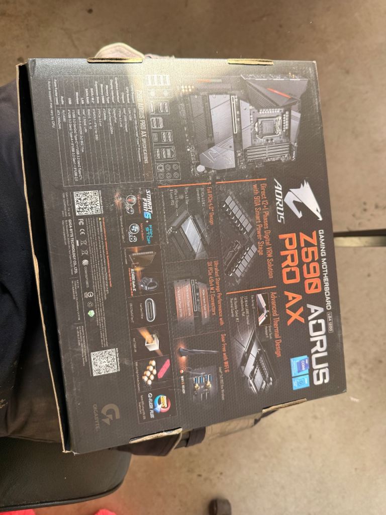 Z590 aorus pro ax