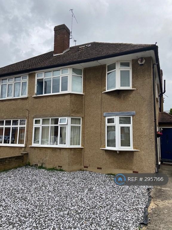 2 bedroom flat in Watford, Watford, WD25 (2 bed) (#2957166)
