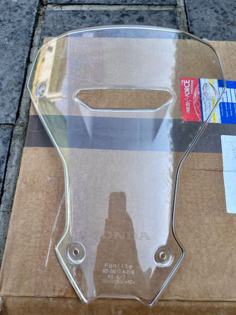 Honda Africa Twin CRF1100l Standard Screen