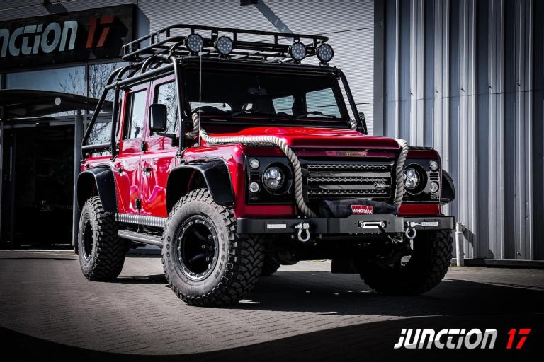 2013 Land Rover Defender 110 2.2 TDCi County 4WD MWB Euro 5 4dr PICK UP Diesel Manual