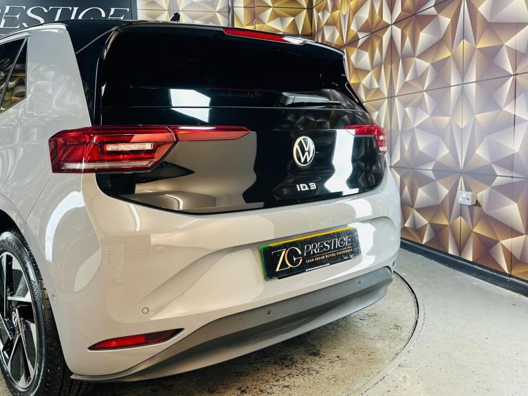2022 Volkswagen ID.3 150kW Family Pro Performance 58kWh 5dr Auto HATCHBACK ELECTRIC Automatic