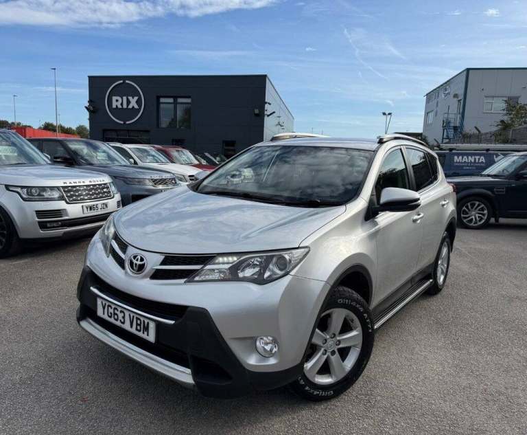 2013 Toyota RAV4 2.0 D-4D Invincible 5dr 2WD ESTATE DIESEL Manual
