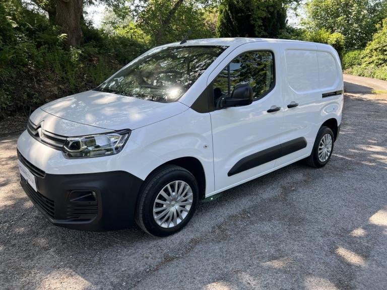 CITROEN BERLINGO 650 ENTERPRISE, WHITE, AIR CON, ULEZ COMPLIANT. ONLY 39k
