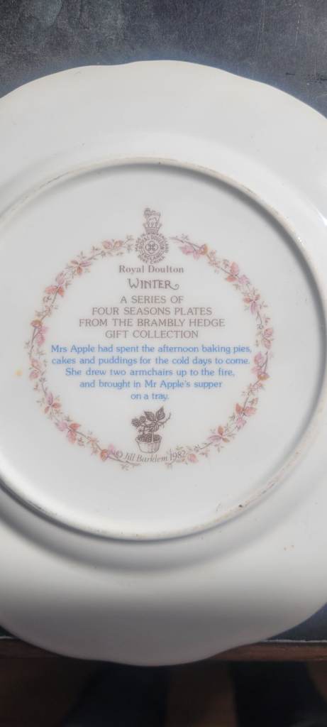 Royal Doulton Brambly Hedge Four Seasons Plates – Good Condition