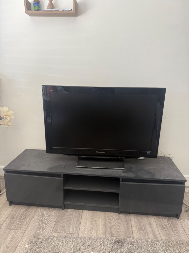 Tv table 
