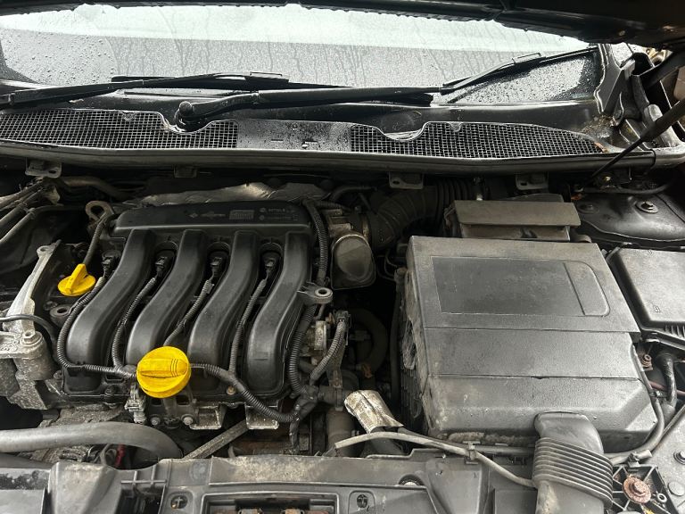 Renault Megane DYNAMIQUE TomTom, 1 year MOT, great specification, Service history! 