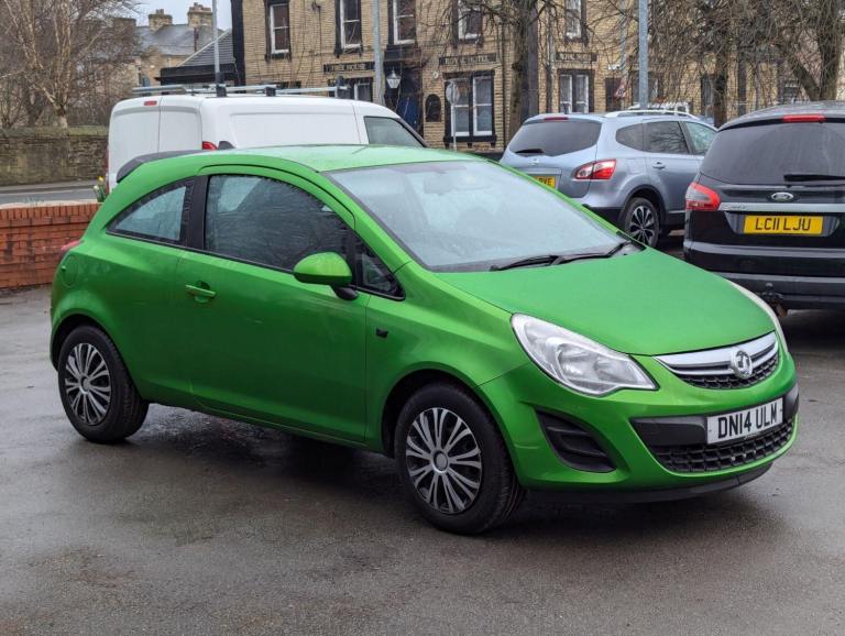  Vauxhall Corsa 1.2 16V Design Euro 5 3dr (A/C) Petrol Manual