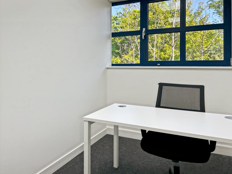 St Neots - PE196RE \ Day Office Access - Start Anytime