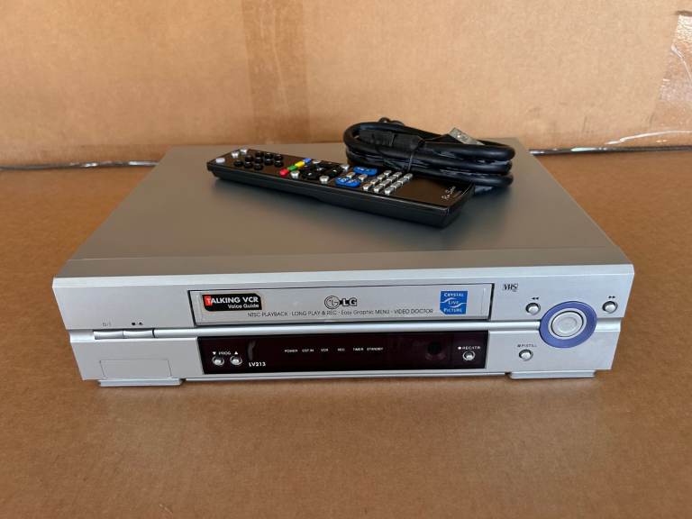 LG Lv213 VHS VCR Video cassette Recorder Player- Fully Working Tested + Remote