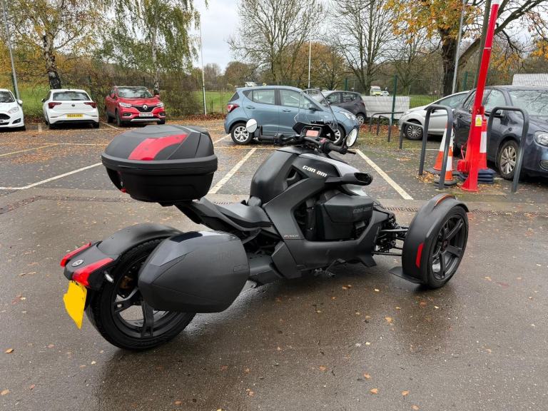 2019 CAN-AM RYKER 900cc fully automatic Spyder trike with Handbraking adaption S
