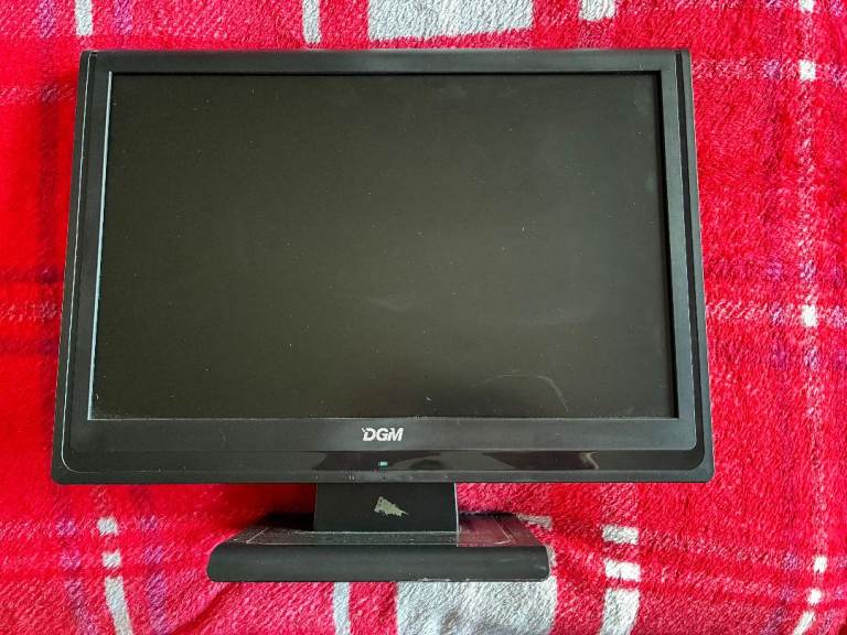 DGM L2041 W 20” Computer Monitor