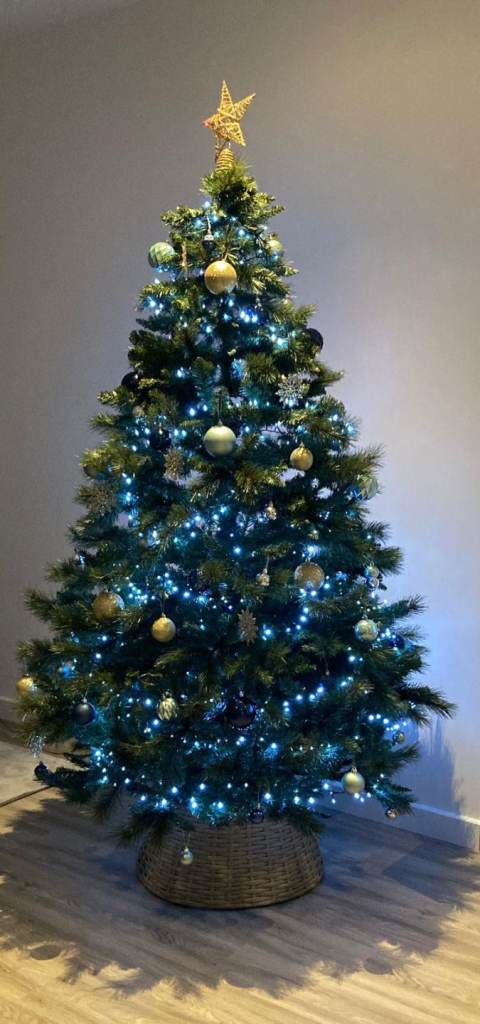 7ft (2.1m) Aspen Pine Artificial Christmas Tree