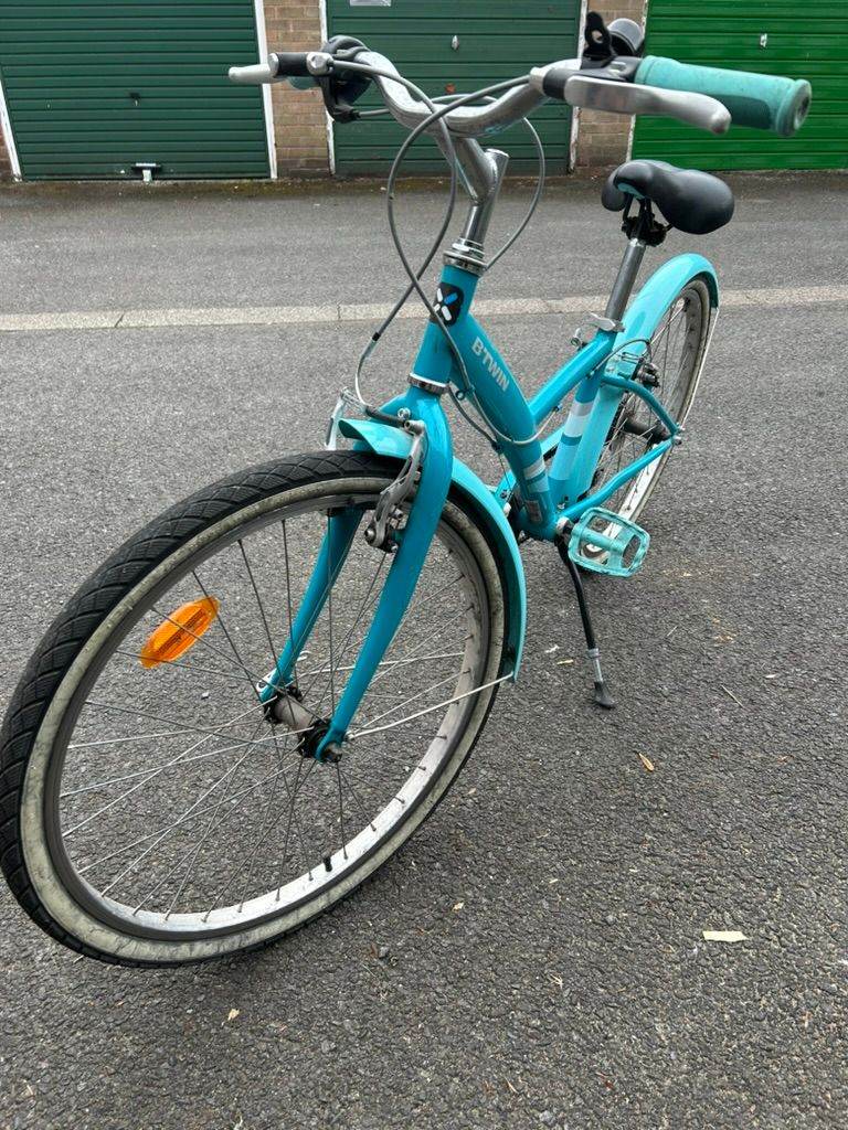 Turquoise Kid's Bike (8-12 years) with Shimano Gears – Very good condition
