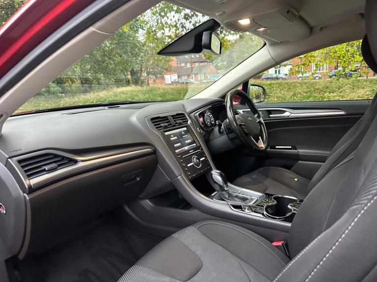 2016 Ford Mondeo 2.0 TDCi 180 Titanium 5dr Powershift HATCHBACK Diesel Automatic