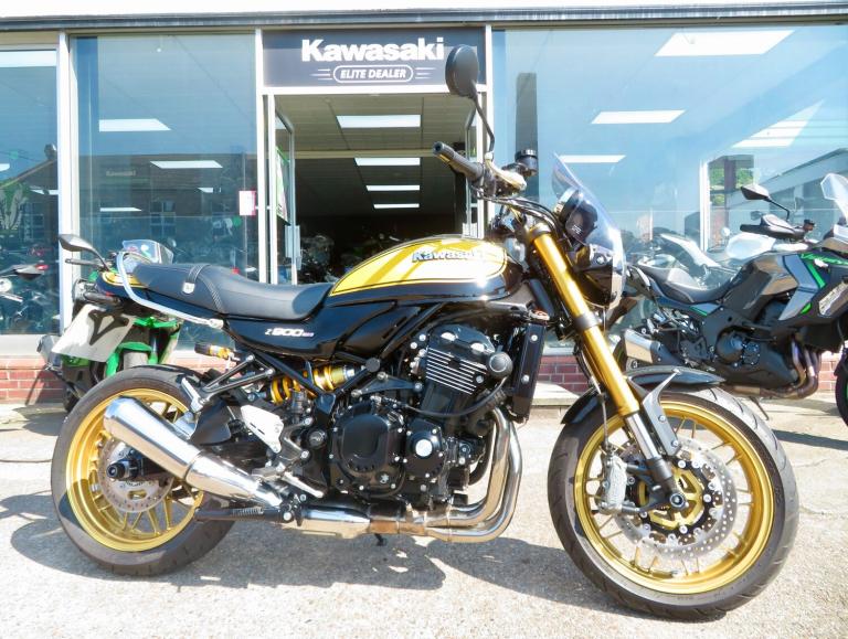 2023 Kawasaki Z 900RS LOADED WITH QUALITY EXTRAS   Petrol Manual