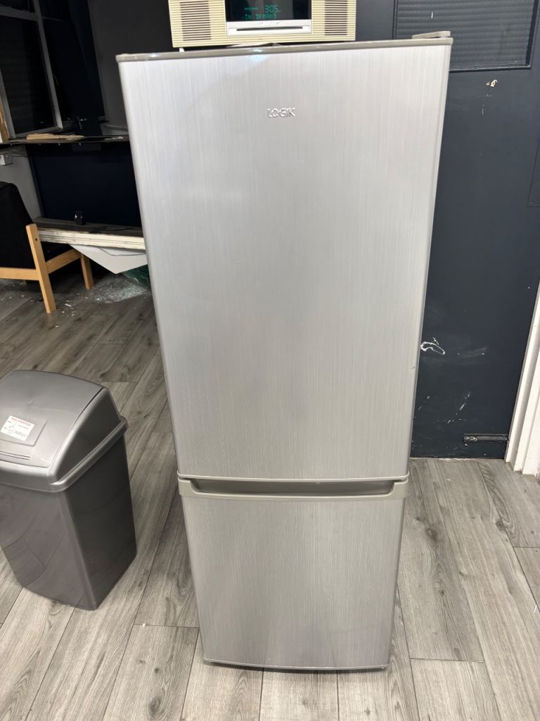Fridge freezer