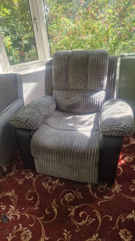 Comfy Grey Fabric Recliner Armchair – Good Condition