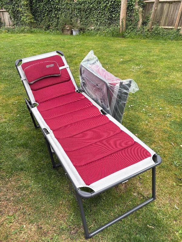 2 x Brand New Quest Bordeaux pro sun loungers 