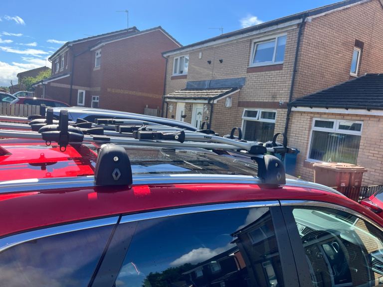 Roof rails and bike carriers 