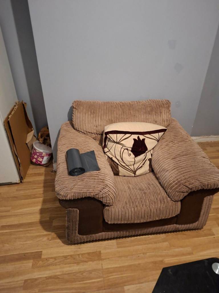 5 bedroom house to Let  