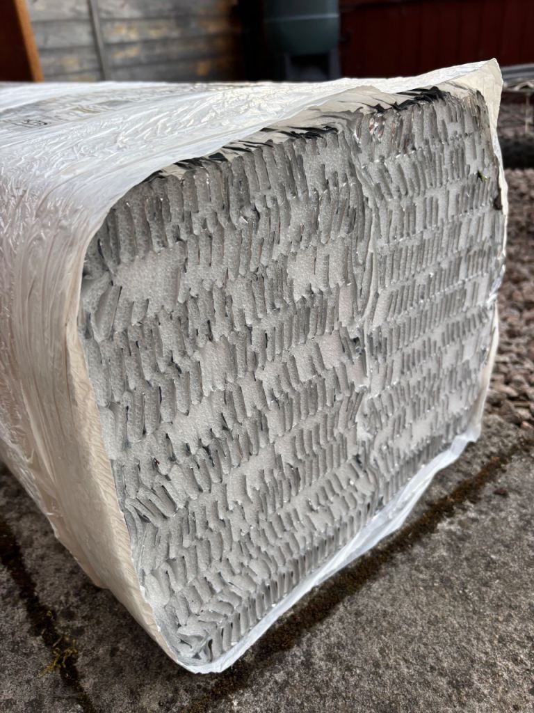Brand new - 10 x ACTIS Hybris H170C-UK 170mm hybrid reflective insulation