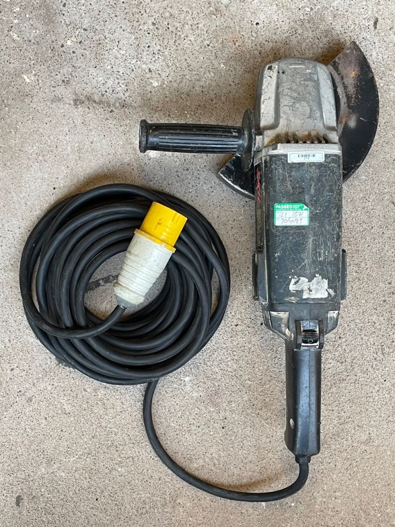 Skil 110v Angle Grinder with 10m Cable – Good Condition