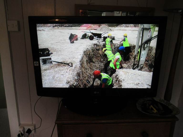 Two TVs LG 37in and Samsung 21in