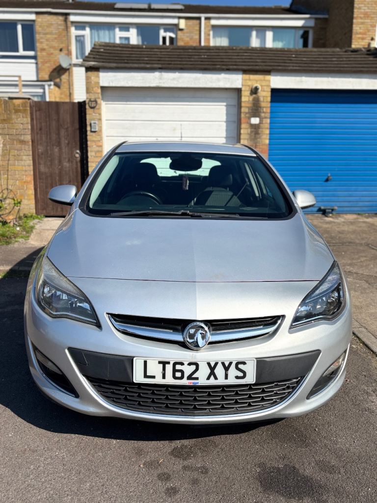 Vauxhall, ASTRA, Hatchback, 2012, Other, 1956 (cc), 5 doors