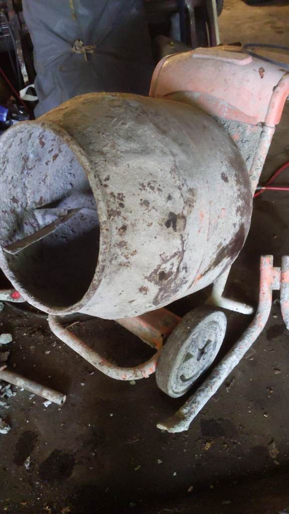 Belle 150 petrol cement mixer 