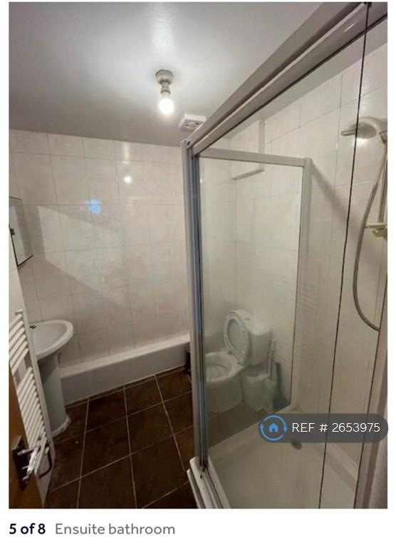 2 bedroom flat in Fitzwilliam Court, Manchester, M14 (2 bed) (#2653975)