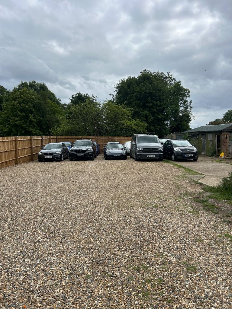 CAR STORAGE FOR PRESTIGE, SPORT & CLASSIC