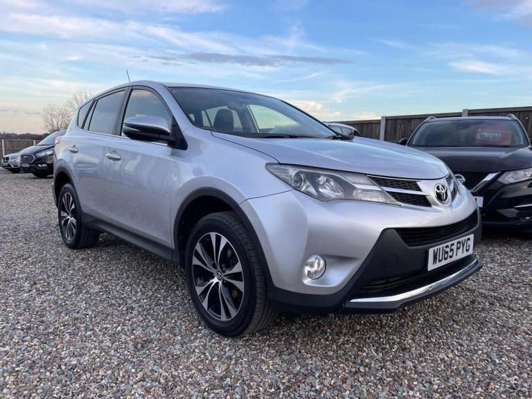 TOYOTA RAV4 2.0 D-4D Icon 4WD Euro 5 (s/s) 5dr 2015