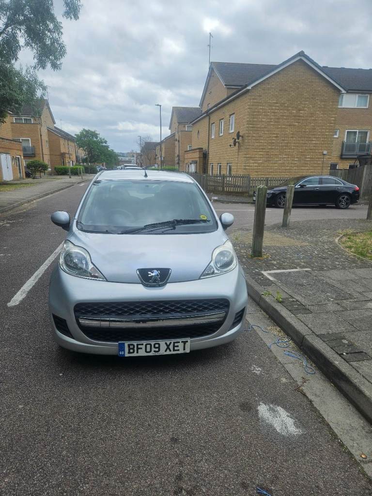 Peugeot, 107, Hatchback, 2009, Semi-Auto, 998 (cc), 5 doors