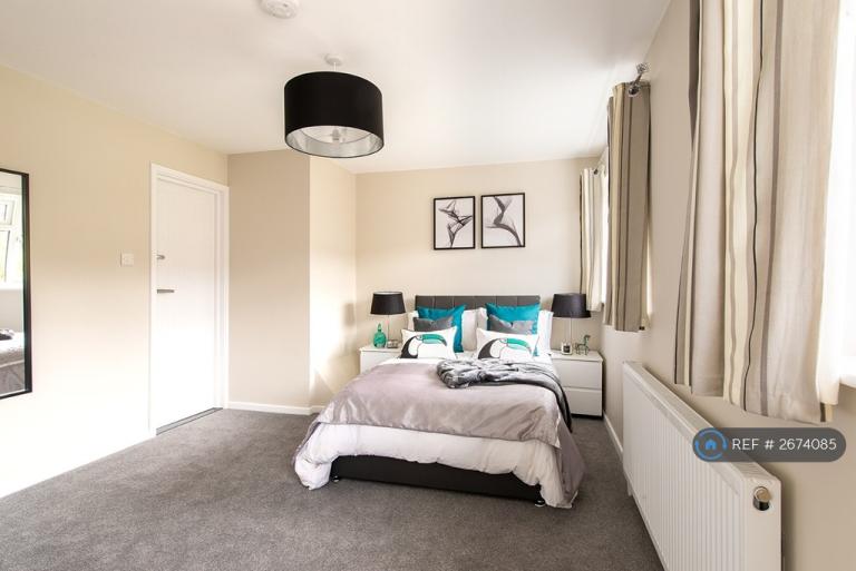 1 bedroom in Bycliffe Terrace, Gravesend, DA11 (#2674085)