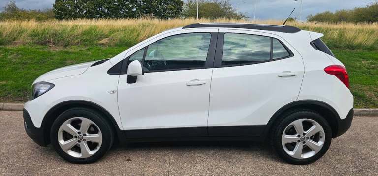 2015 Vauxhall Mokka TECH LINE S/S SAT NAV Hatchback Petrol Manual