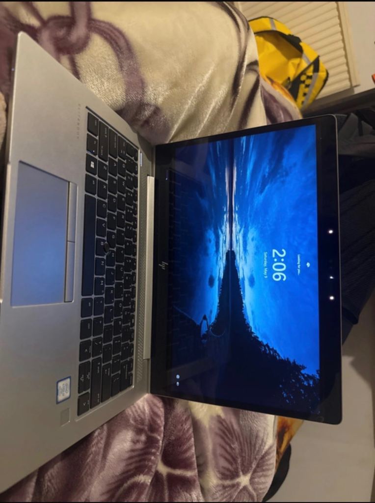 HP EliteBook 830 G5 touch screen 