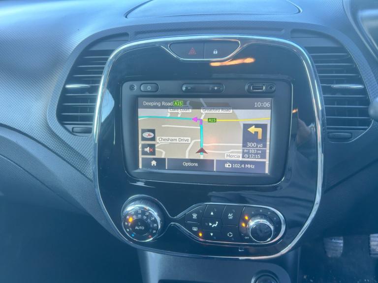 2015 Renault Captur 0.9 TCE 90 Dynamique S Nav 5dr HATCHBACK Petrol Manual
