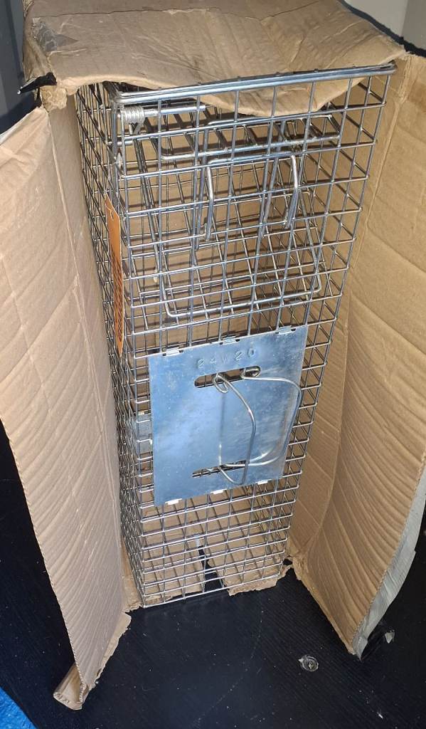Cage animal protect transporter fox cat badger